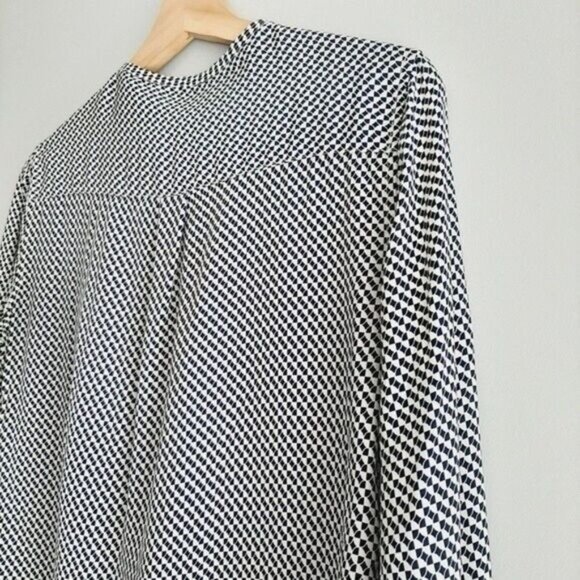 EQUIPMENT FEMME 100% Silk Button Down Blouse Geometric Print Sz XS - Picture 10 of 13